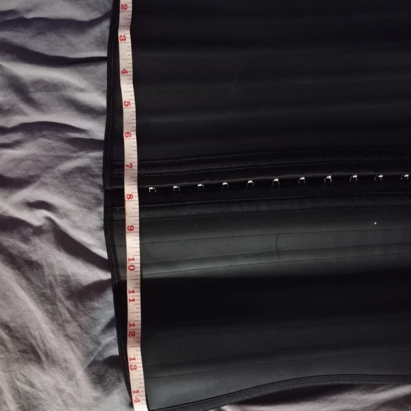 25 steel boned waist trainer - Picture 2 of 5